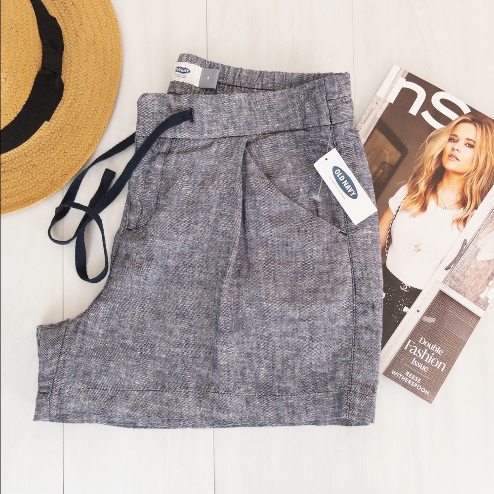 Old Navy • Linen Blend Shorts
